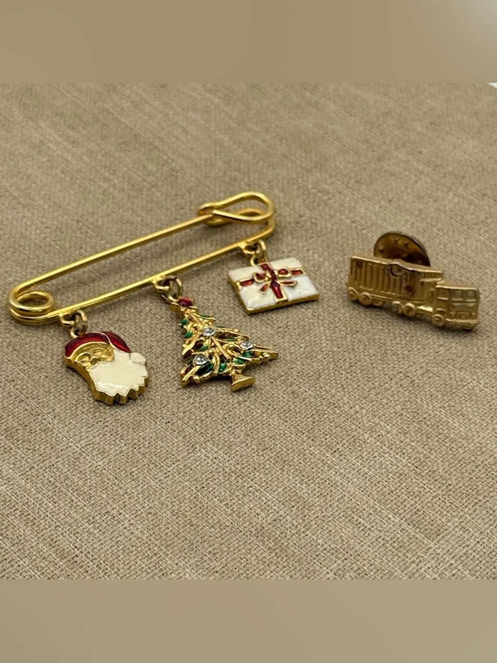 Set of two Gold Tone Christmas Charm Brooch Pin with Santa, Tree & Gift